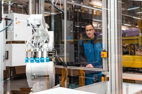 MODEX2024你感兴趣的物流装备完美体育新品这里都有！集成系统、机器人、叉车、托盘、软件系统、核心零部件……(图12)